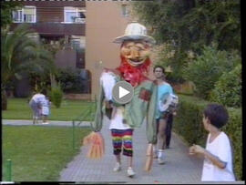 Pasacalles infantil anunciando el inicio de la velá de San Diego de 1991. Sevilla (España).